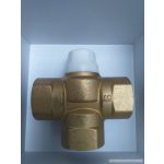 BRH 2utú/3járatú 1”BM keverőszelep M30x1.5 vezérlőegység csatlakozási lehetőséggel, KVs=5.0